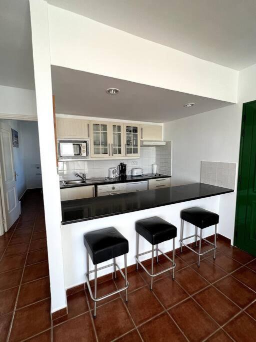 Casa Breen - Spacious 1 Bedroom Apartment In Matagorda With Communal Pool 티아즈 외부 사진